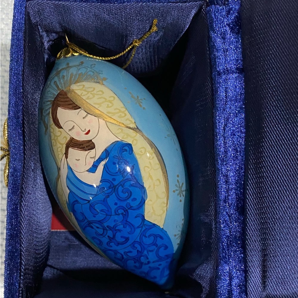 Li Bien Exquisite Hand Painted Blue and Gold Mother and Child Ornament